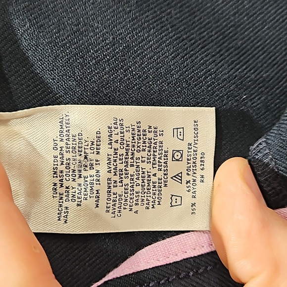 Lands End Kids Navy Aline skirt, 11/12 Adjustable Elastic waist, Pleated, Pocket - Picture 8 of 13